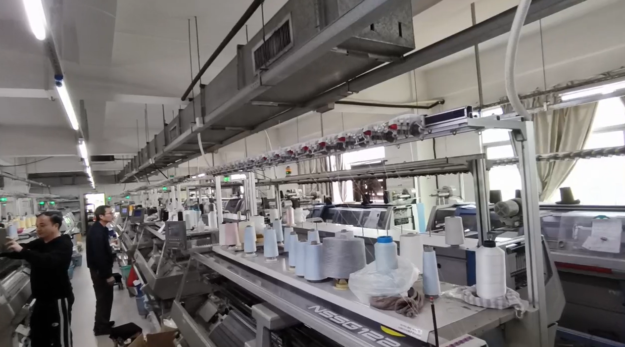 Knitting machines operating on the Xiyue Knitwear production floor